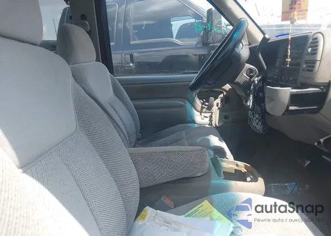 1997 Chevrolet C1500 Fleetside from USA, damaged, VIN 1GCEC19R0VE200147